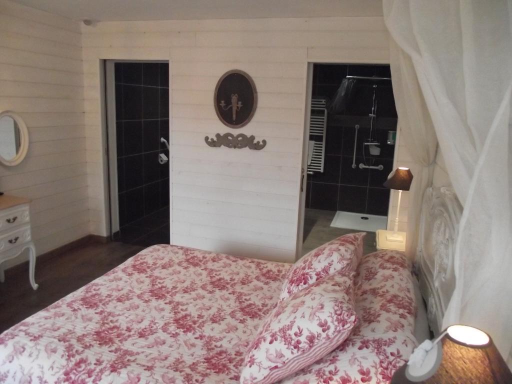 Les Belles Epoques B&B - Piscine - Terrasses - Brumisateurs - Proche Puy Du Fou Saint-Germain-sur-Moine エクステリア 写真